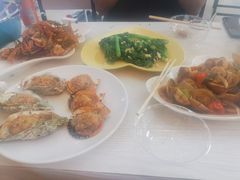 -覃记海鲜美食餐厅