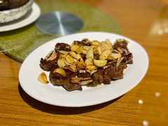 香蒜牛仔骨-大哥餐厅(西城花园店)