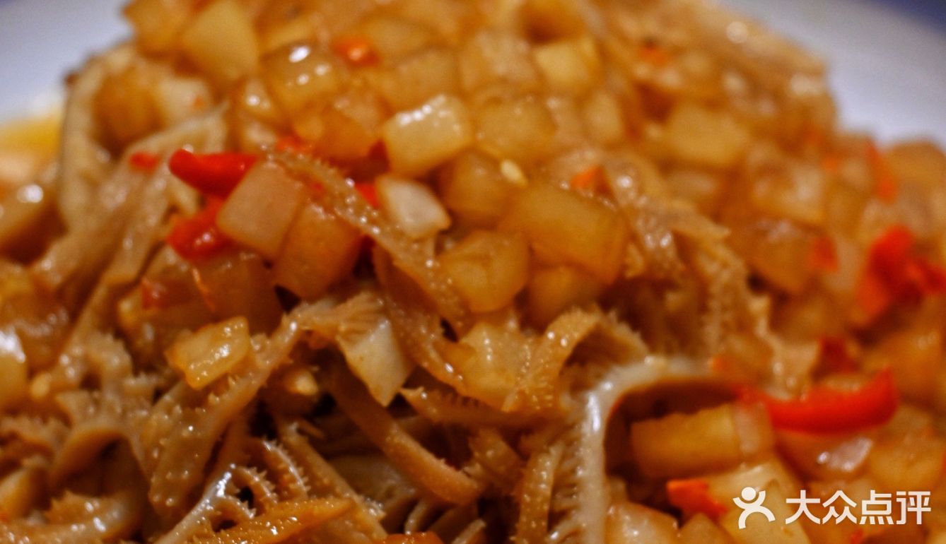 长沙鲁哥饭店 茄子咸蛋黄和酸萝卜牛百叶必点！