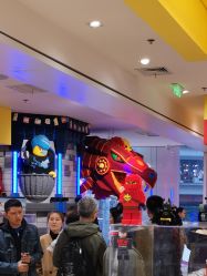 -乐高品牌旗舰店(人民广场店)