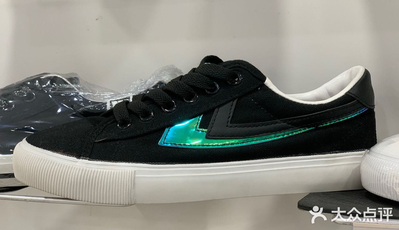 绝地反弹的回力鞋，你会为情怀还是品质买单？