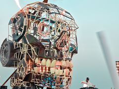 -北戴河碧螺塔海上酒吧公园