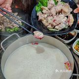 这碗奶呼呼的猪肚鸡汤简直绝了❗❗一口沦陷  