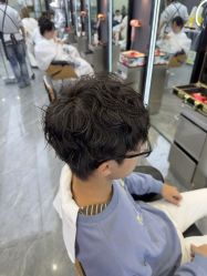 -藤野造型烫染·漂发