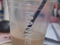 香蕉拿铁-Manner Coffee(宜山路地铁站店)