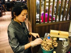 -捞王锅物料理(上海世茂广场店)