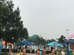 -欢乐水魔方水世界