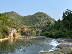 -高荡千年布依古寨旅游景区