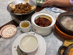 -小菜园新徽菜(宜兴八佰伴店)