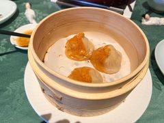 -龙凤荟·传统粤菜点心(新天地店)