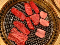 -炼火烤肉店