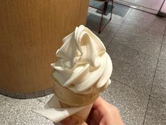 -麦当劳(中山公园龙之梦店)