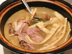 招牌笋干老鸭煲-张生记(双菱店)