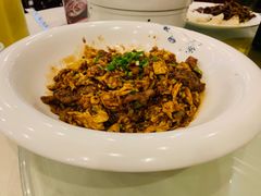 -鑫巴蜀小镇 · 水煮鱼专研店(玉桥店)