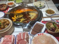 -贤合庄卤味火锅(安吉万达店)