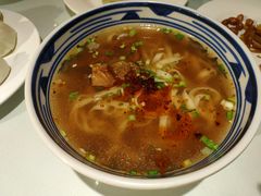 -裕龙汤泉