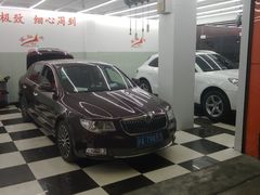 -鲨鱼皮汽车凹陷玻璃修复(静安店)