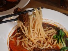 -贯一台湾牛肉面(八一七中路店)