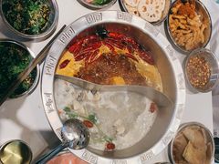 -憨铁匠老火锅(龙岗万科里店)
