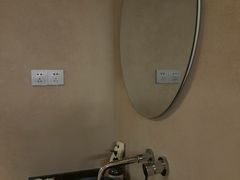 -灸春堂·艾灸·痛症·整脊连锁(之江银泰店)