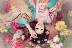 点击看大图 -九月鹰飞汉服摄影工作室