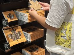 -Laderach 莱德拉(上海环贸iapm店)