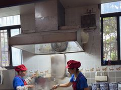 -镇南锅盖面馆(解放路店)