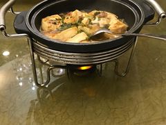 -东豪园林海鲜酒家(南港路辅路店)