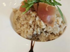 -缇纳甜妮·西餐·甜点(商字店)