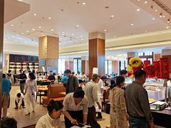 -亚龙湾希尔顿自助餐厅·海鲜·烧烤·沙滩BBQ·现场乐队