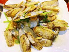 -辰鼎水汇串吧·胶东小船海鲜(平乐园店)