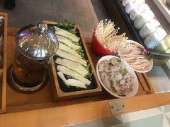 -雾都渣渣火锅(南城智汇城店)