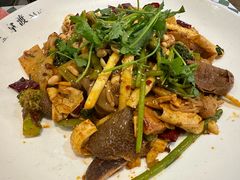 麻辣香锅-拿渡·水煮鱼麻辣香锅(王府井奥莱·香江小镇店)