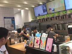 -CoCo都可(湖滨银泰店B区店)