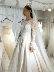 点击看大图 -LOVINA洛维娜婚纱礼服