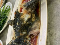 -四川小胡子海鲜(丁村万人海鲜广场店)