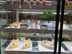 面包甜点陈列柜-川骄海鲜自助(河东店)