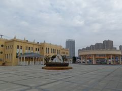 入口-上海九天陵园-停车场