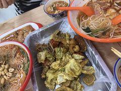 -二钢串叔麻辣烫(华龙大厦店)
