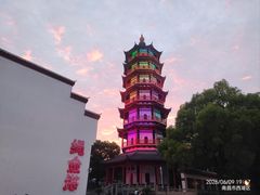 -绳金塔