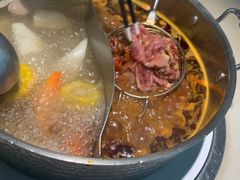 -左庭右院鲜牛肉火锅(浦江欢乐颂店)
