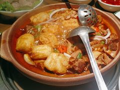 -蔡婶牛腩牛杂煲(长安万科店)