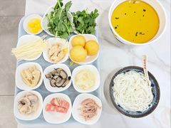 -蒙自过桥米线馆(富仁坊店)