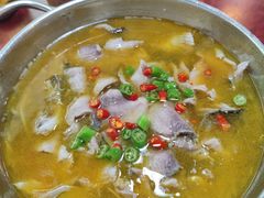 酸汤鱼-将就吃农家特色土菜馆