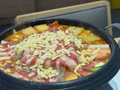 -韩欢喜·Family瀑布芝士肥牛部队锅(江南时代店)