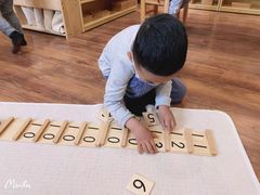 -遇见未来早教·托育中心(玛斯兰德旗舰店)