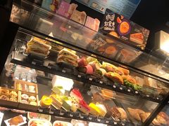 面包甜点陈列柜-星巴克(绍兴柯桥柯岩景区店)