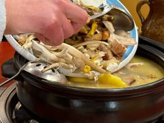 -菌之家·专业纯野生菌火锅·特色炒菌