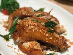 脆皮蒜香鸡-莆田餐厅PUTIEN(万象天地店)