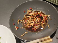 -忆江南·临江鱼馆